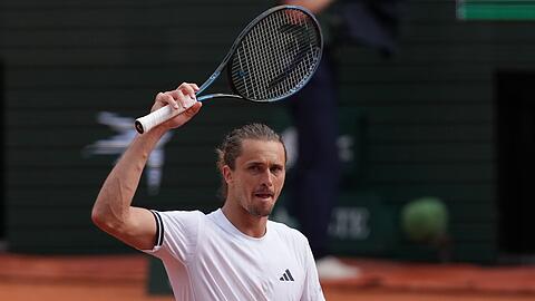 Alexander Zverev reagiert auf seinen Achtelfinalsieg.
