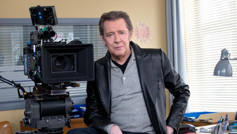 Der Schauspieler Jan Fedder 2015 bei Dreharbeiten zur ARD-Serie "Großstadtrevier". Er ist im Dezember 2019 im Alter von 64 Jahren gestroben. Der Schauspieler Jan Fedder 2015 bei Dreharbeiten zur ARD-Serie "Großstadtrevier". Er ist im Dezember 2019 im Alter von 64 Jahren gestroben.