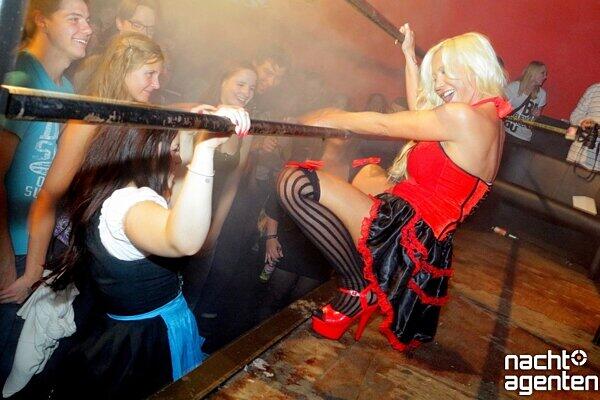 "Wies'n Pornös" in der Nachtgalerie! Mehr Bilder unter: www.nachtagenten.de