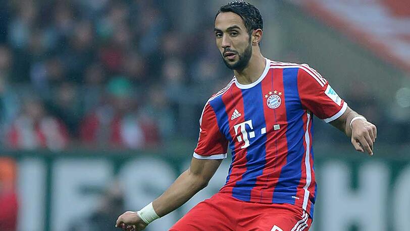 Ärgerte sich über eine für seinen Geschmack zu lang andauernde Passkontrolle: Bayerns Innenverteidiger Medhi Benatia. Ärgerte sich über eine für seinen Geschmack zu lang andauernde Passkontrolle: Bayerns Innenverteidiger Medhi Benatia.