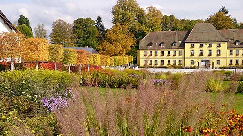 Die Schlossterrassen in Bad Alexandersbad: Im alten Gemäuer residieren heute die Osteopathen.
