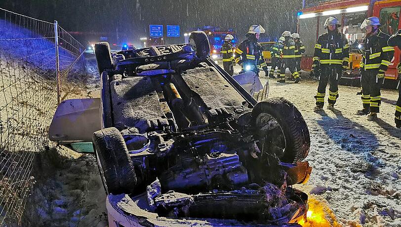Am Unfallfahrzeug entstand Totalschaden.