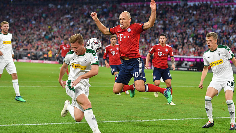 ARJEN ROBBEN, NOTE 5: Probierte anfangs wenigstens noch ein bisschen was ? wenn auch ohne großen Erfolg. Blieb wirkungslos und musste in der Halbzeitpause raus.