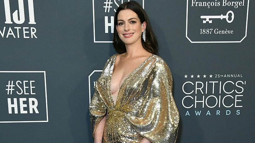 Schauspielerin Anne Hathaway bei den Critics' Choice Awards am Sonntag in Santa Monica