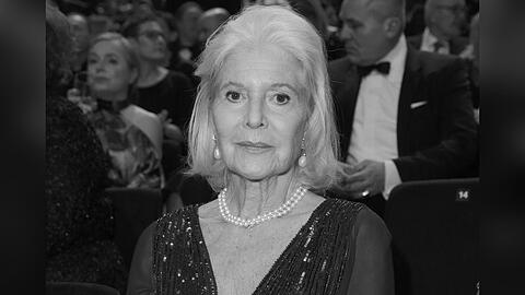 Christiane Hörbiger verstarb am 30. November 2022 im Alter von 84 Jahren in Wien.