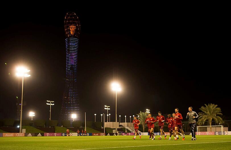 Die Bayern in der Wüste: Sehen Sie hier die besten Bilder des Trainingslagers in Doha.