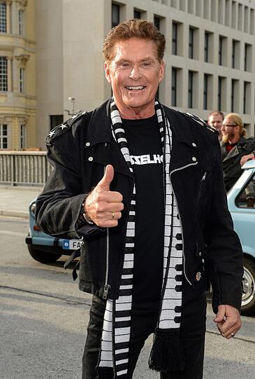 Nach erfolgreichem Alkoholentzug ist David Hasselhoff heute eher als Trash-Star aus Filmen wie "Sharknado" bekannt.
