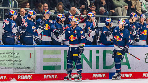 Corona-Welle beim EHC München: Betroffen sind nun 16 Spieler des EHC sowie sechs Personen aus dem Betreuer- und Trainerstab.
