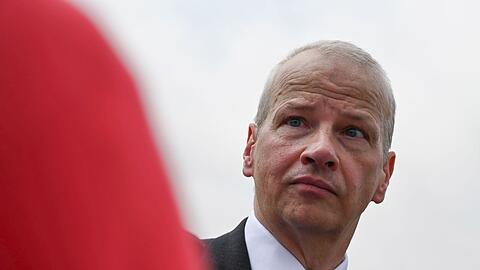 BASF-Vorstandschef Markus Kamieth gab vor Journalisten einen Ausblick zur Lage der Chemieindustrie.