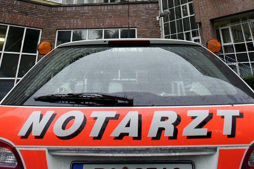 Der Notarzt kam zu spät. Mutter und Sohn waren schon tot.