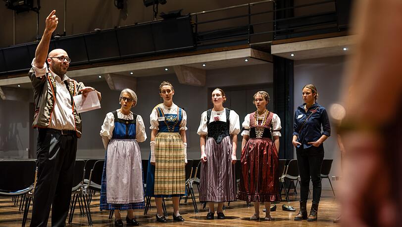 Schweizer Jodeln ist neuerdings Welterbe der Menschheit. Schweizer Jodeln ist neuerdings Welterbe der Menschheit.