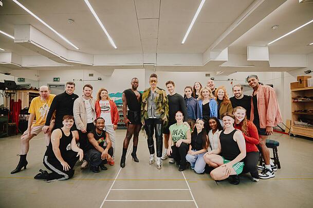 Jorge González ist Schirmherr des Musicals "Kinky Boots".
