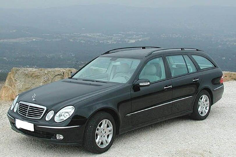 Mit einem Wagen wie diesem war der mutmaßliche Täter eventuell unterwegs.