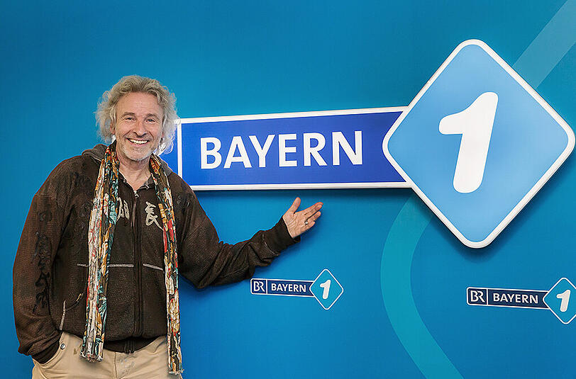 Seine Sendung soll Anfang Januar starten.