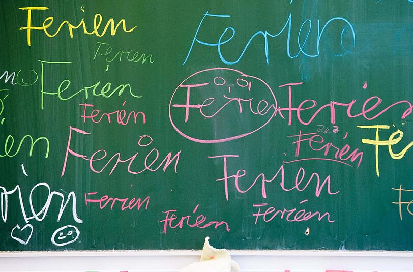 Eine Stadtrats-Anfrage beschäftigt sich mit der Aula der Grundschule Ruth-Drexl-Straße.
