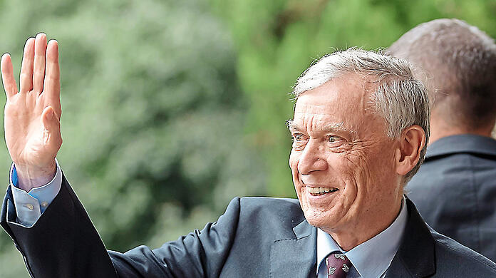 Der frühere Bundespräsident versucht 2018 bei einem Treffen als UN-Vermittler, Bewegung in die seit sechs Jahren festgefahrenen Gespräche über die Westsahara zu bringen.