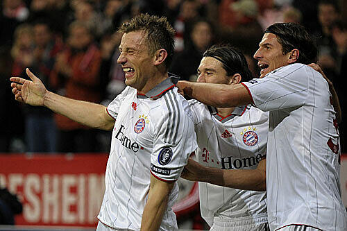 Torjubel nach dem 1:0 von Ivica Olic