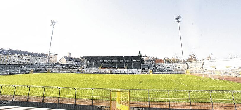 Die alte Heimat am Grünwalder Stadion wird wohl auch die nächsten Jahrzehnte noch brach liegen. Immerhin kommt einmal West Ham United zum Jubiläumsspiel vorbei - im Jahre 2065.Foto: Martha Schlüter