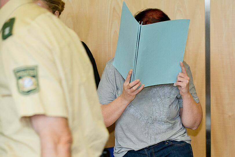 Die 45-Jährige habe aus niederen Beweggründen gehandelt, argumentiert die Staatsanwaltschaft.