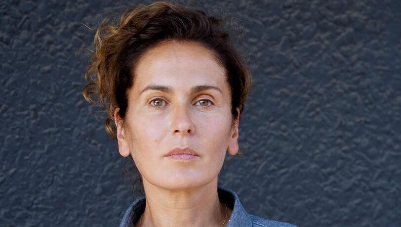Marie-Lou Sellem ist im Sommer 60 Jahre alt geworden. Die Schauspielerin ist prima im Geschäft. Mit "Frankfurt Mord" startet schon der zweite Krimi im öffentlich-rechtlichen Primetime-Fernsehen binnen eines Jahres, in dem die Berlinerin mit französischen Wurzeln die Hauptfigur spielt. Daneben hat Marie-Lou Sellem aber noch viel mehr vor. Marie-Lou Sellem ist im Sommer 60 Jahre alt geworden. Die Schauspielerin ist prima im Geschäft. Mit "Frankfurt Mord" startet schon der zweite Krimi im öffentlich-rechtlichen Primetime-Fernsehen binnen eines Jahres, in dem die Berlinerin mit französischen Wurzeln die Hauptfigur spielt. Daneben hat Marie-Lou Sellem aber noch viel mehr vor.