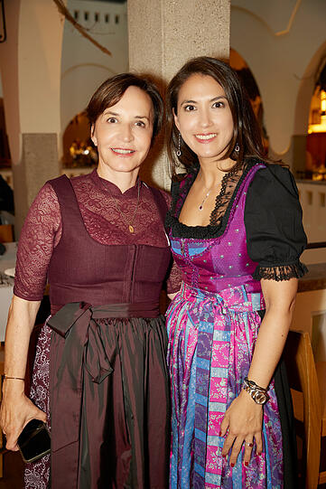Petra Pfaller und Viktoria Koch.