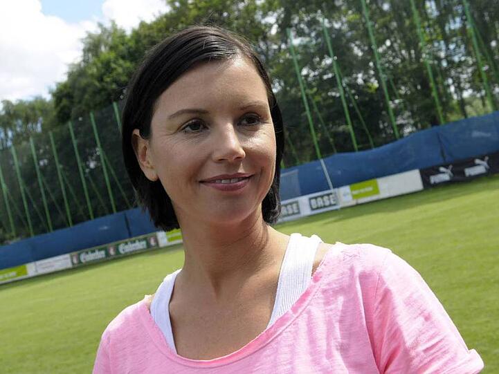 Kann wieder auf dem grünen Rasen lachen: Teresa Enke