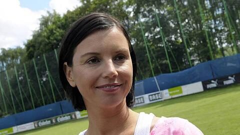 Kann wieder auf dem grünen Rasen lachen: Teresa Enke