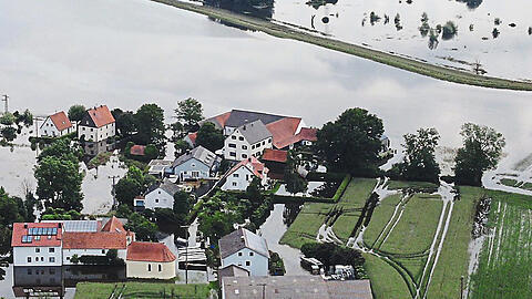Ein Blick aus der Vogelperspektive, als Zusum geflutet wird.
