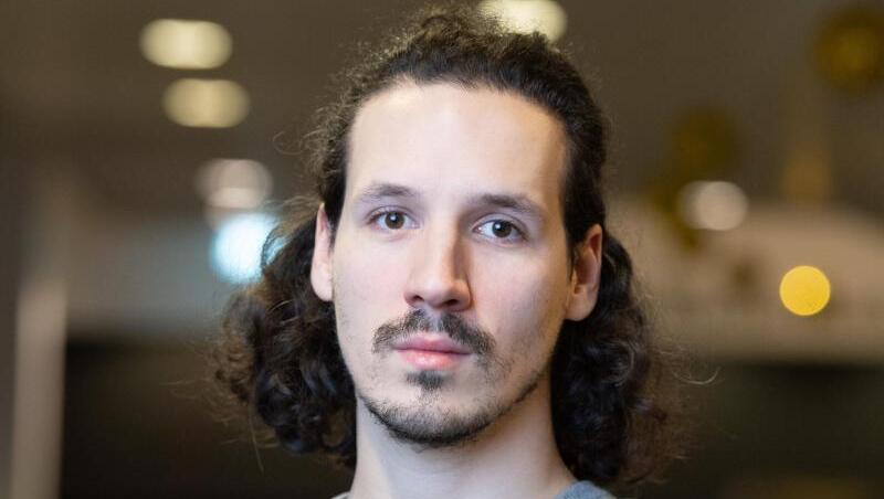 Valentin Schwarz, Regisseur aus Österreich. Foto: Sebastian Kahnert/dpa-Zentralbild/dpa/Archivbild Valentin Schwarz, Regisseur aus Österreich. Foto: Sebastian Kahnert/dpa-Zentralbild/dpa/Archivbild