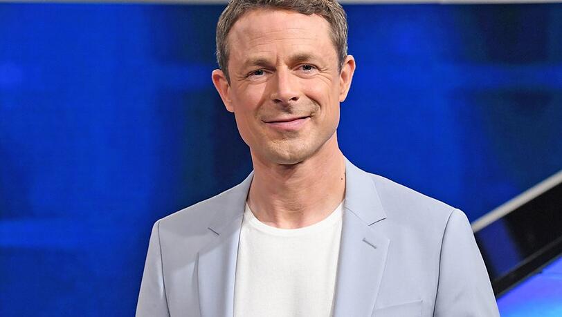 Alexander Bommes ist ein beliebter TV-Moderator. Doch der sympathische Kieler hat noch mehr auf dem Kasten.