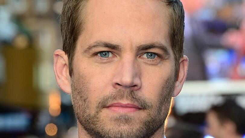 Paul Walker starb am 30. November 2013 bei einem Autounfall Paul Walker starb am 30. November 2013 bei einem Autounfall