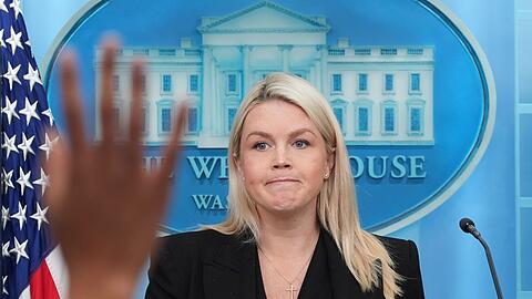 Die US-Regierungssprecherin Karoline Leavitt geht. (Archivfoto)