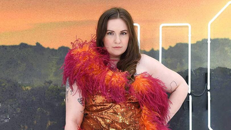Machte ihrem Ruf als Mode-Provokateurin alle Ehre: Lena Dunham bei der Premiere von "Once Upon a Time... in Hollywood" Machte ihrem Ruf als Mode-Provokateurin alle Ehre: Lena Dunham bei der Premiere von "Once Upon a Time... in Hollywood"