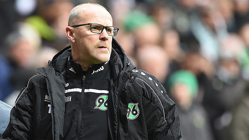 Seit seinem Trainerdebüt 1999 bei Werder Bremen ist Thomas Schaaf nie aus der Bundesliga abgestiegen. Seit seinem Trainerdebüt 1999 bei Werder Bremen ist Thomas Schaaf nie aus der Bundesliga abgestiegen.