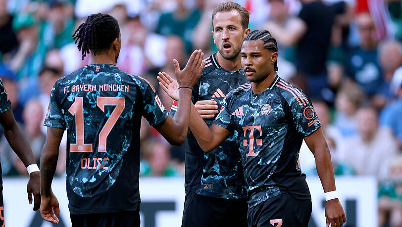 Kickten allesamt auf der Insel: Michael Olise, Serge Gnabry und Harry Kane.