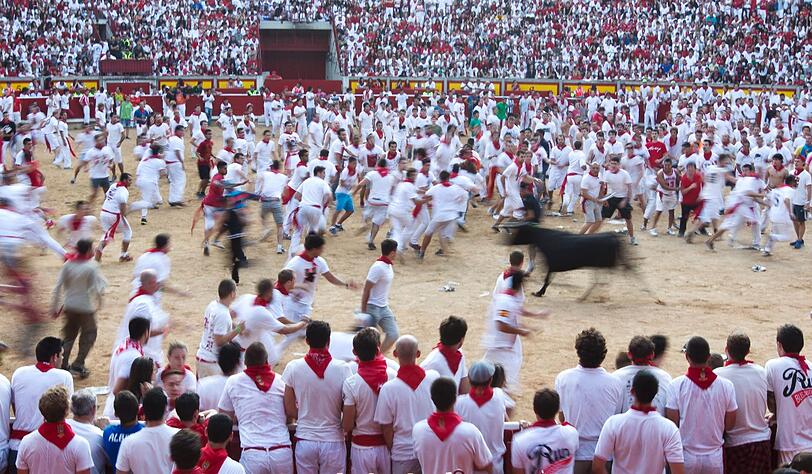 Stierhatz brutal: Aktuelle Bilder aus Pamplona.