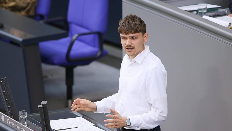 Der Bundestagsabgeordnete Luke Hoß erhofft sich im Rechtsausschuss neue Erkenntnisse. Der Bundestagsabgeordnete Luke Hoß erhofft sich im Rechtsausschuss neue Erkenntnisse.