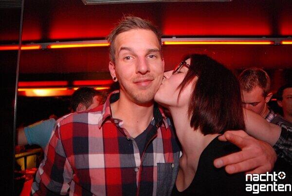 Der Samstag wird in der Milchundbar schnell zum Sonntag. Mehr Bilder gibt es unter: