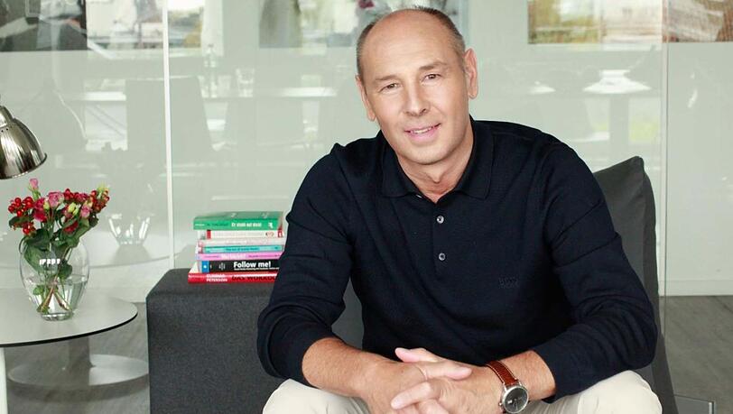 Dr. Stefan Woinoff rät, seinen Angehörigen "so viel emotionale Fürsorge wie möglich" zu schenken. Dr. Stefan Woinoff rät, seinen Angehörigen "so viel emotionale Fürsorge wie möglich" zu schenken.