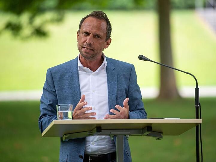 Thorsten Glauber (Freie Wähler), bayerischer Umweltminister. Foto: Lino Mirgeler/Archivbild
