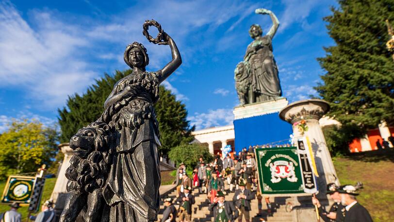 Ikone-und-Symbolgestalt-Die-Bavaria-ist-175-Jahre-alt