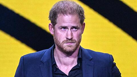 Prinz Harry wohnt zwar in den USA, bleibt seinem Geburtsland jedoch verbunden.