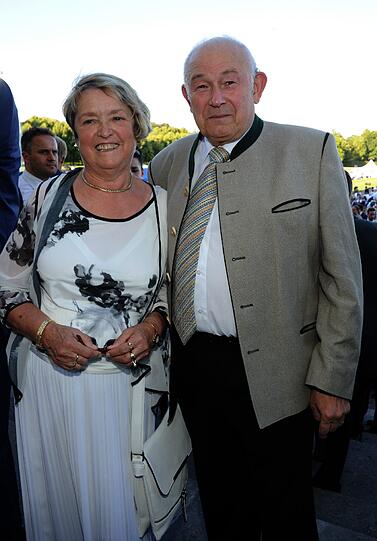 Der ehemalige bayerische Ministerpräsidnet Günther Beckstein und seine Frau Marga