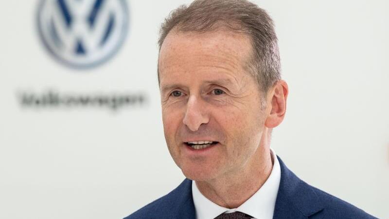 Volkswagen-Chef Herbert Diess verdient deutlich mehr als im Jahr zuvor in seiner Funktion als Markenchef von VW. Volkswagen-Chef Herbert Diess verdient deutlich mehr als im Jahr zuvor in seiner Funktion als Markenchef von VW.