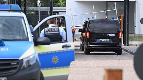 Im Juli war der Beschuldigte in Karlsruhe dem Ermittlungsrichter des Bundesgerichtshofs vorgef&uuml;hrt worden. (Archivbild)