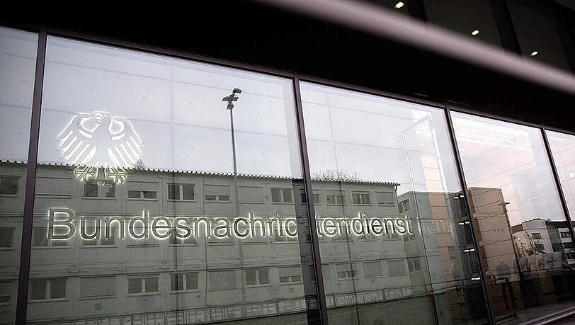 Der Eingang zur Zentrale des Bundesnachrichtendienstes (BND) in Berlin. Der Eingang zur Zentrale des Bundesnachrichtendienstes (BND) in Berlin.