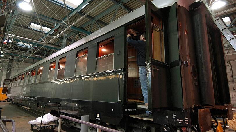 Der Luxus-Waggon von Adolf Hitler wird zukünftig dauerhaft im Deutschen Dampflokomotiv Museum ausgestellt.