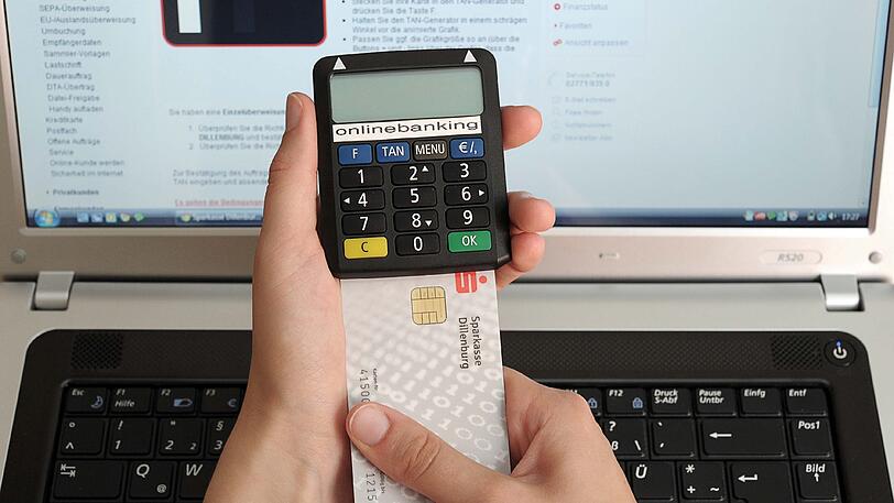 Personen und Organisation mit einem Eintrag bei World-Check müssen mit erheblichen Schwierigkeiten bei Bankgeschäften rechnen.