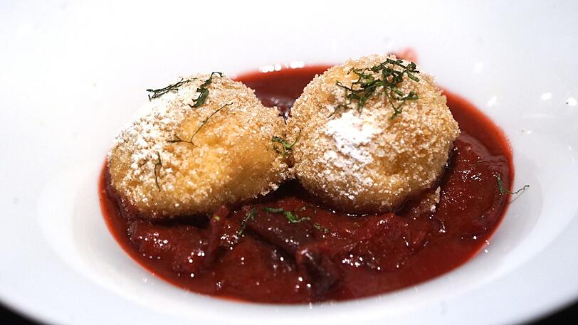 5. Gang: Topfenknödel.