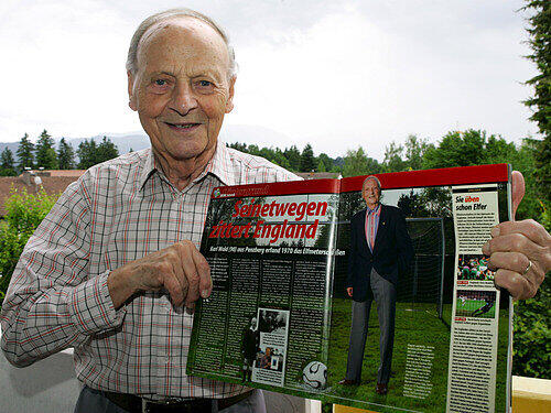 Karl Wald, der Erfinder des Elfmeterschießens, am 29.06.2006 in Penzberg.